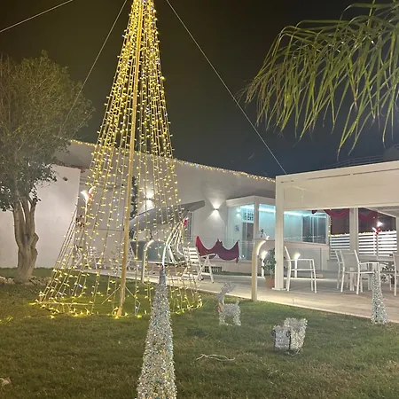 Porta Marina بيت ضيافة بومبيي
