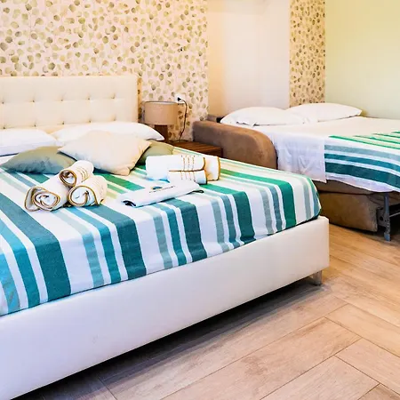 Porta Marina 3* بومبيي